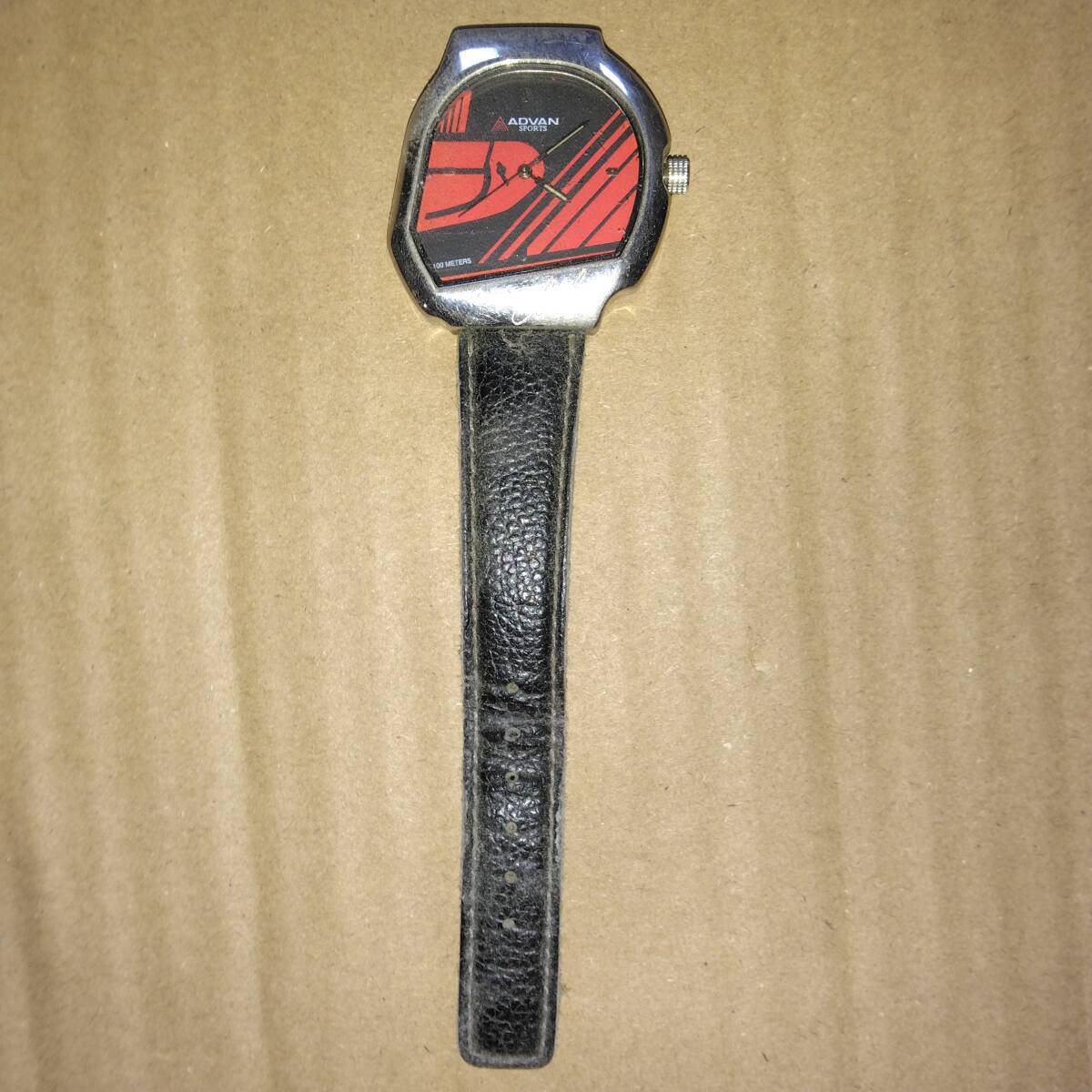  очень редкий [ADVAN club] Advan Club наручные часы неподвижный шлем. дизайн 