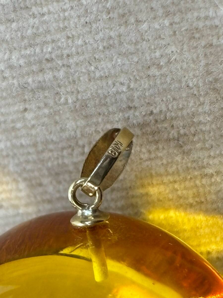 nz2201003/アクセサリー 琥珀 ペンダントトップ ヴィンテージ K18 刻印 コハク ネックレストップ 総重量5.5ｇ_画像3