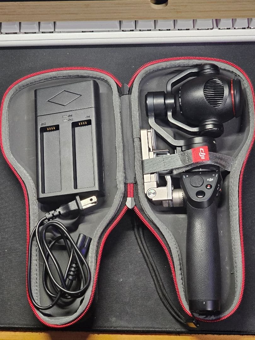 DJI OSMO+ 3軸ジンバルスタビライザー_画像1