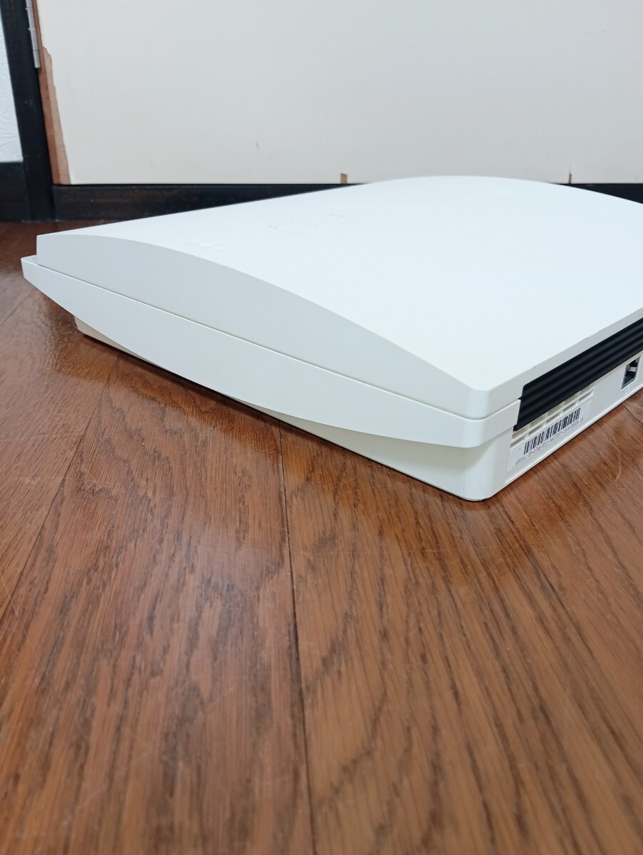 【現状品】 SONY PlayStation3 PS3 プレイステーション3 CECH-3000A ホワイト 本体のみ 動作未確認_画像5