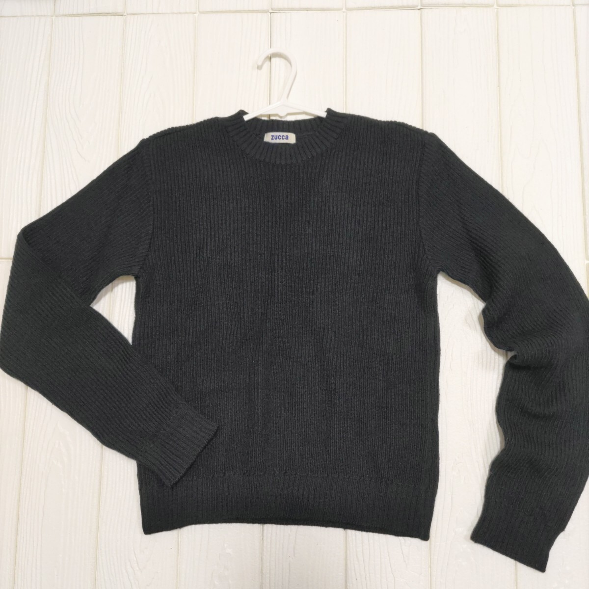 美品★zucca ズッカ/㈱イッセイミヤケ リブ編み ウール 長袖 ニット セーター 黒 ブラック シンプル 婦人 M 送料無料_画像2