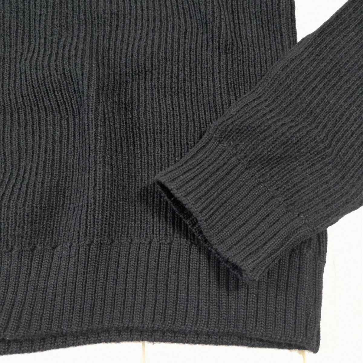 美品★zucca ズッカ/㈱イッセイミヤケ リブ編み ウール 長袖 ニット セーター 黒 ブラック シンプル 婦人 M 送料無料_画像4