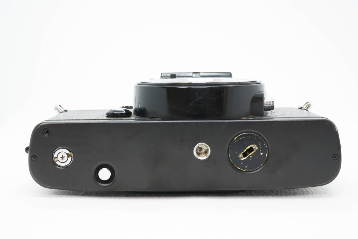 [並品] MINOLTA XD-S 黒 + MINOLTA MD ROKKOR 50mm f/1.7 MFレンズ ミノルタ 一眼レフカメラ_画像5