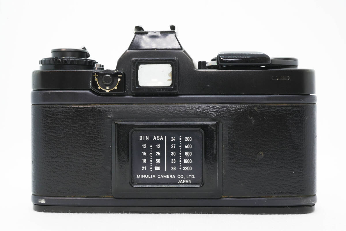 [並品] MINOLTA XD-S 黒 + MINOLTA MD ROKKOR 50mm f/1.7 MFレンズ ミノルタ 一眼レフカメラ_画像3