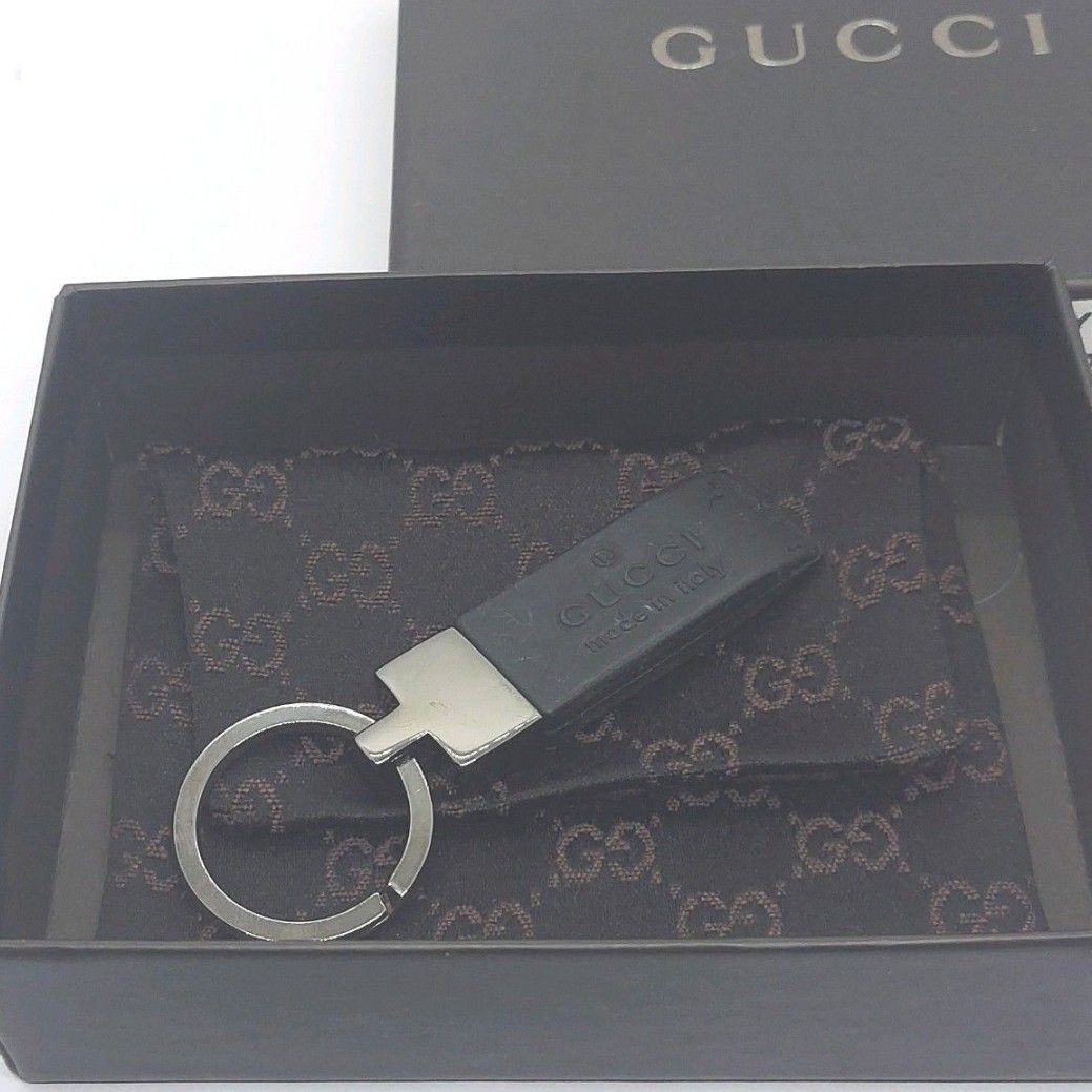 グッチ　キーホルダー　キーリング　シルバー×ブラック　箱、保存袋付き　GUCCI_画像2