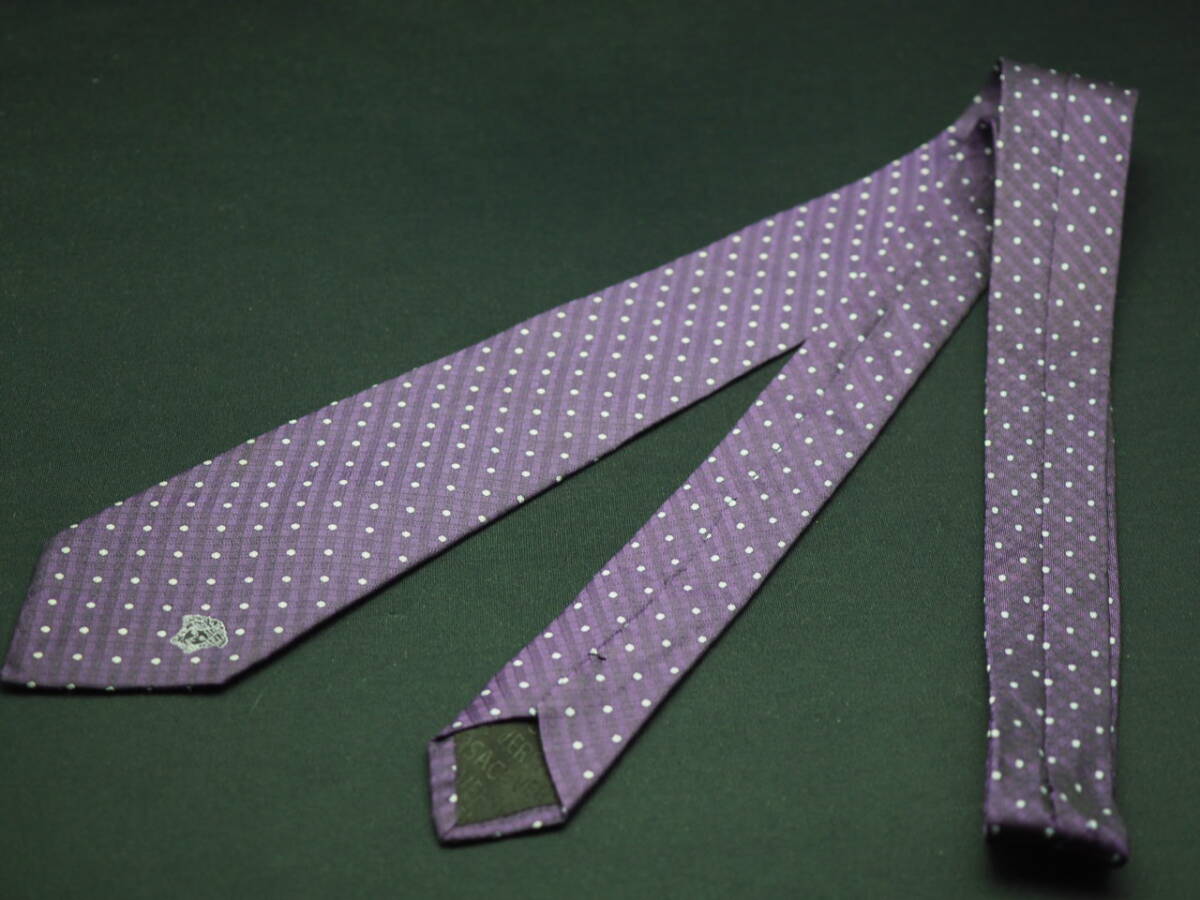 美品【VERSACE ヴェルサーチ】 G1318 パープル系 SILK ブランド ネクタイ 古着 良品 転売 仕入_画像6