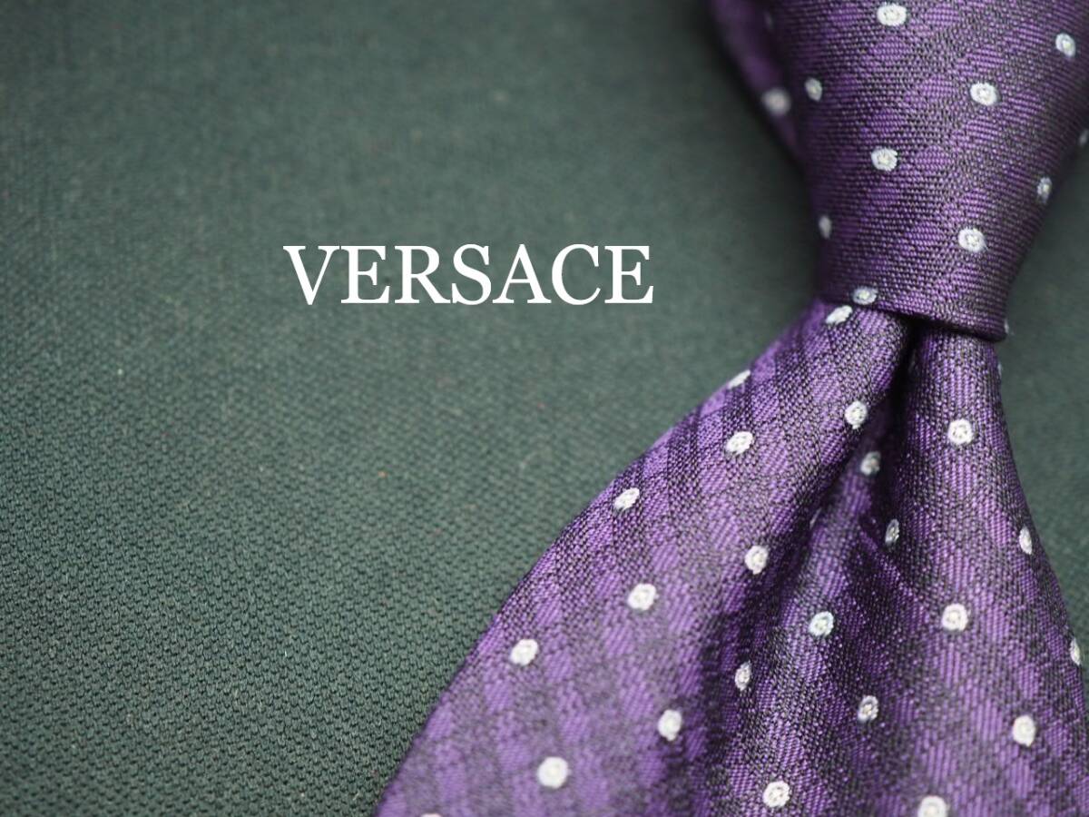 美品【VERSACE ヴェルサーチ】 G1318 パープル系 SILK ブランド ネクタイ 古着 良品 転売 仕入_画像1