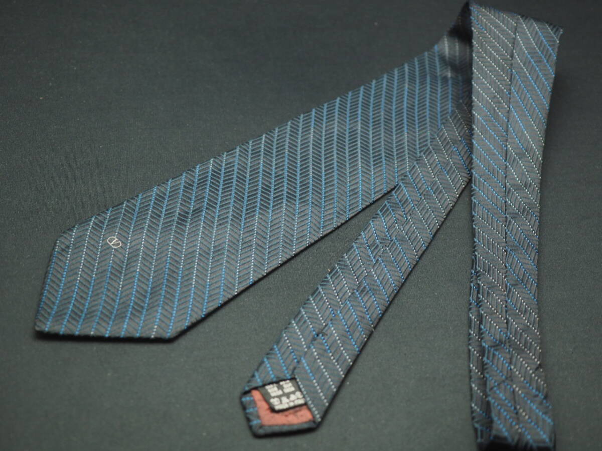 美品【VALENTINO ヴァレンティノ】 G1514 ブラック ブルー SILK ブランド ネクタイ 古着 良品 転売 仕入_画像6