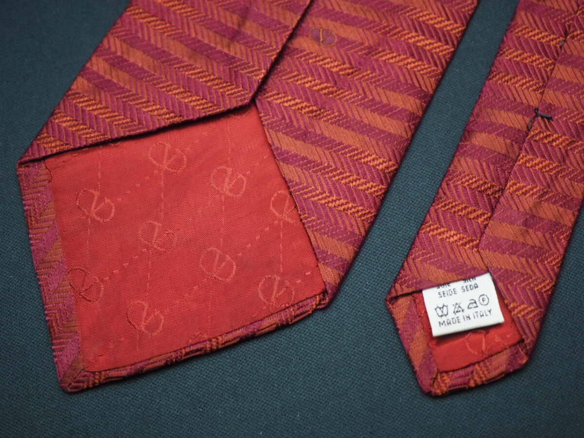 【VALENTINO ヴァレンティノ】 G1520 ワイン系 SILK ブランド ネクタイ 古着 良品 転売 仕入_画像7