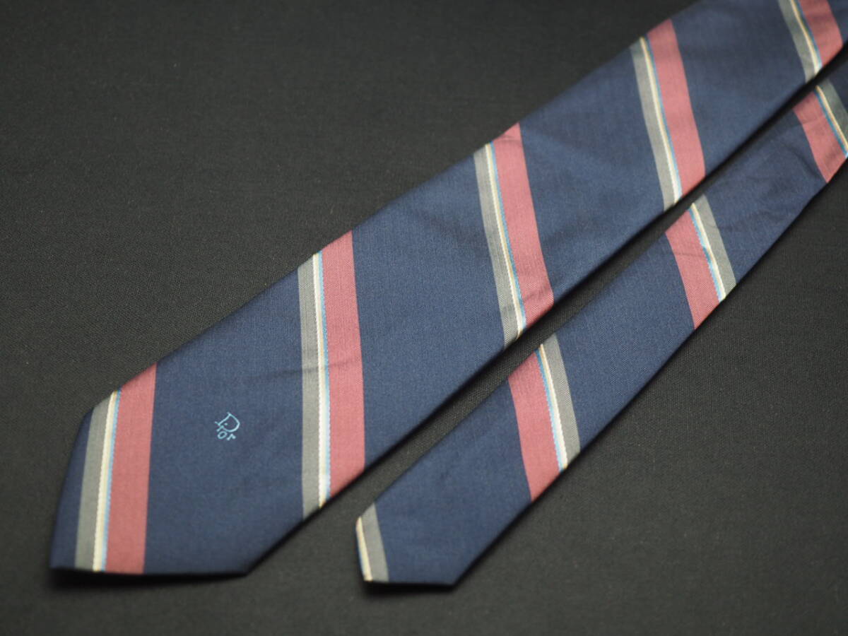 美品【Christian Dior クリスチャン ディオール】 G1549 USA POLYESTER SILK ブランド ネクタイ 古着 良品 転売 仕入_画像3