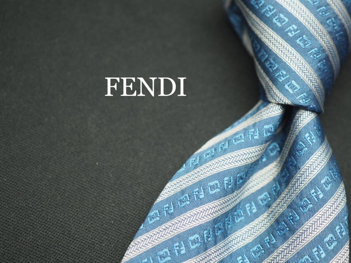 [FENDI Fendi ] G1607 Logo голубой оттенок серебра SILK бренд галстук б/у одежда хорошая вещь перепродажа скупка 
