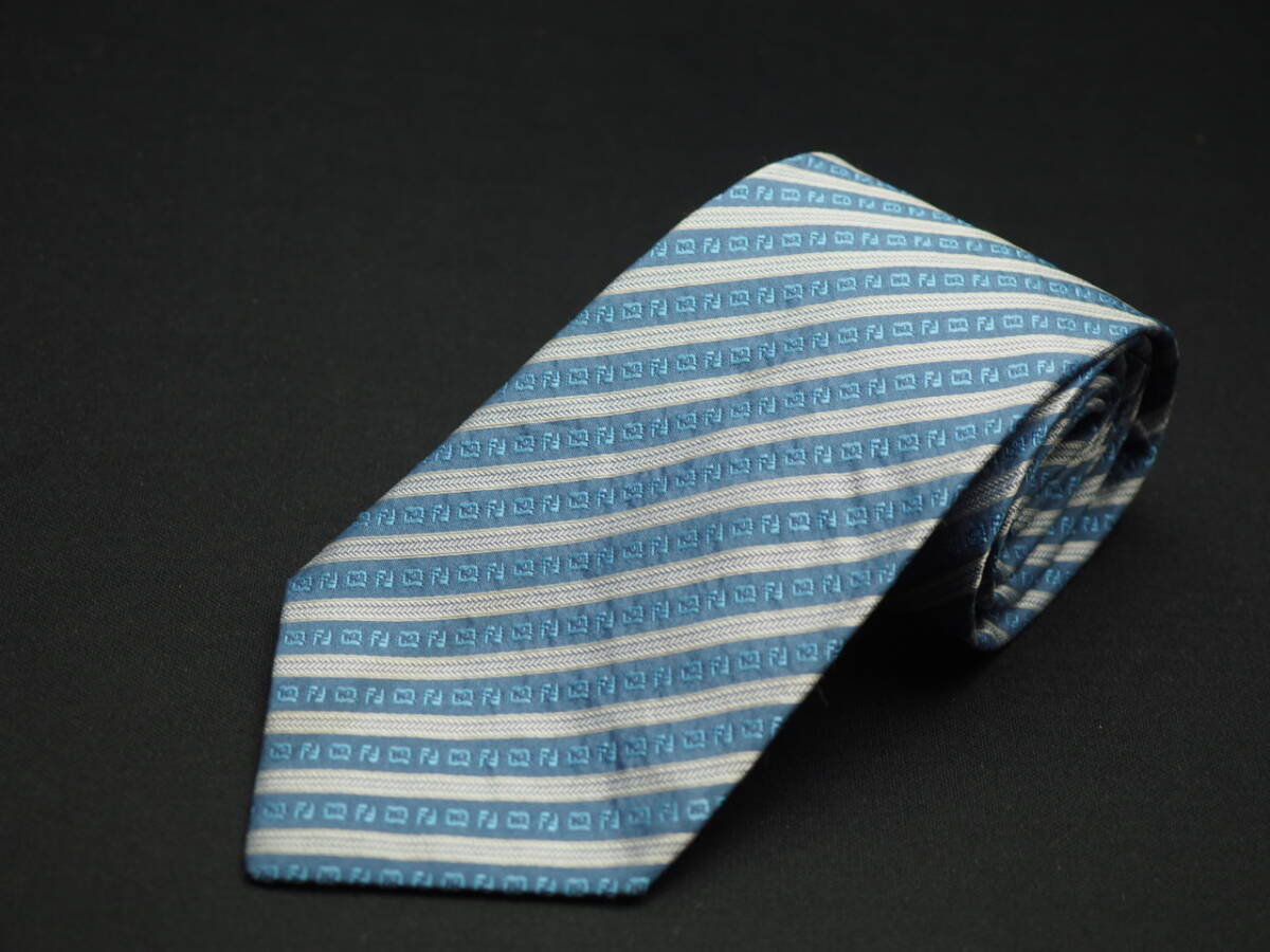 [FENDI Fendi ] G1607 Logo голубой оттенок серебра SILK бренд галстук б/у одежда хорошая вещь перепродажа скупка 