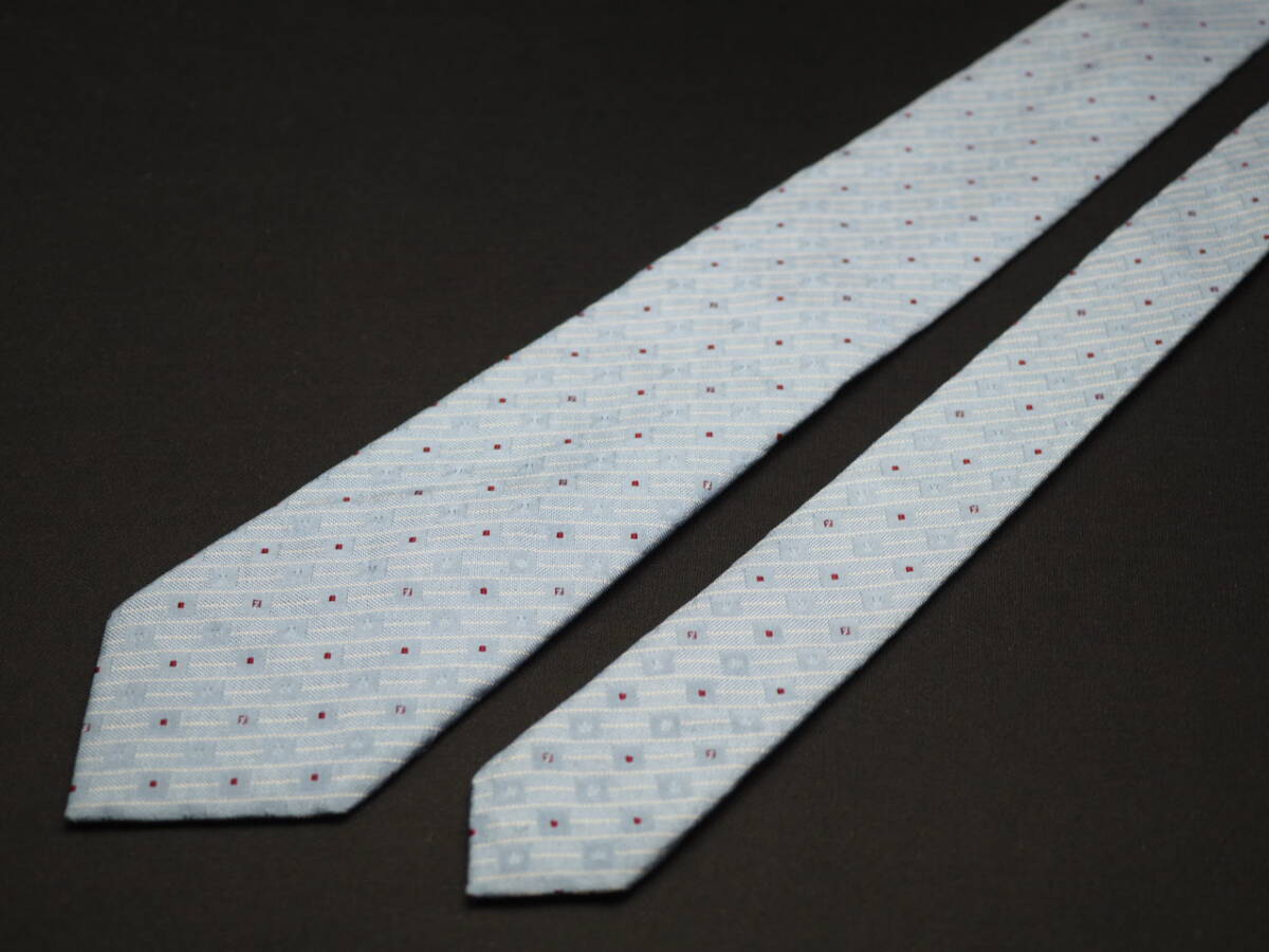  прекрасный товар [FENDI Fendi ] G1621 Logo бледно-голубой серия SILK бренд галстук б/у одежда хорошая вещь перепродажа скупка 