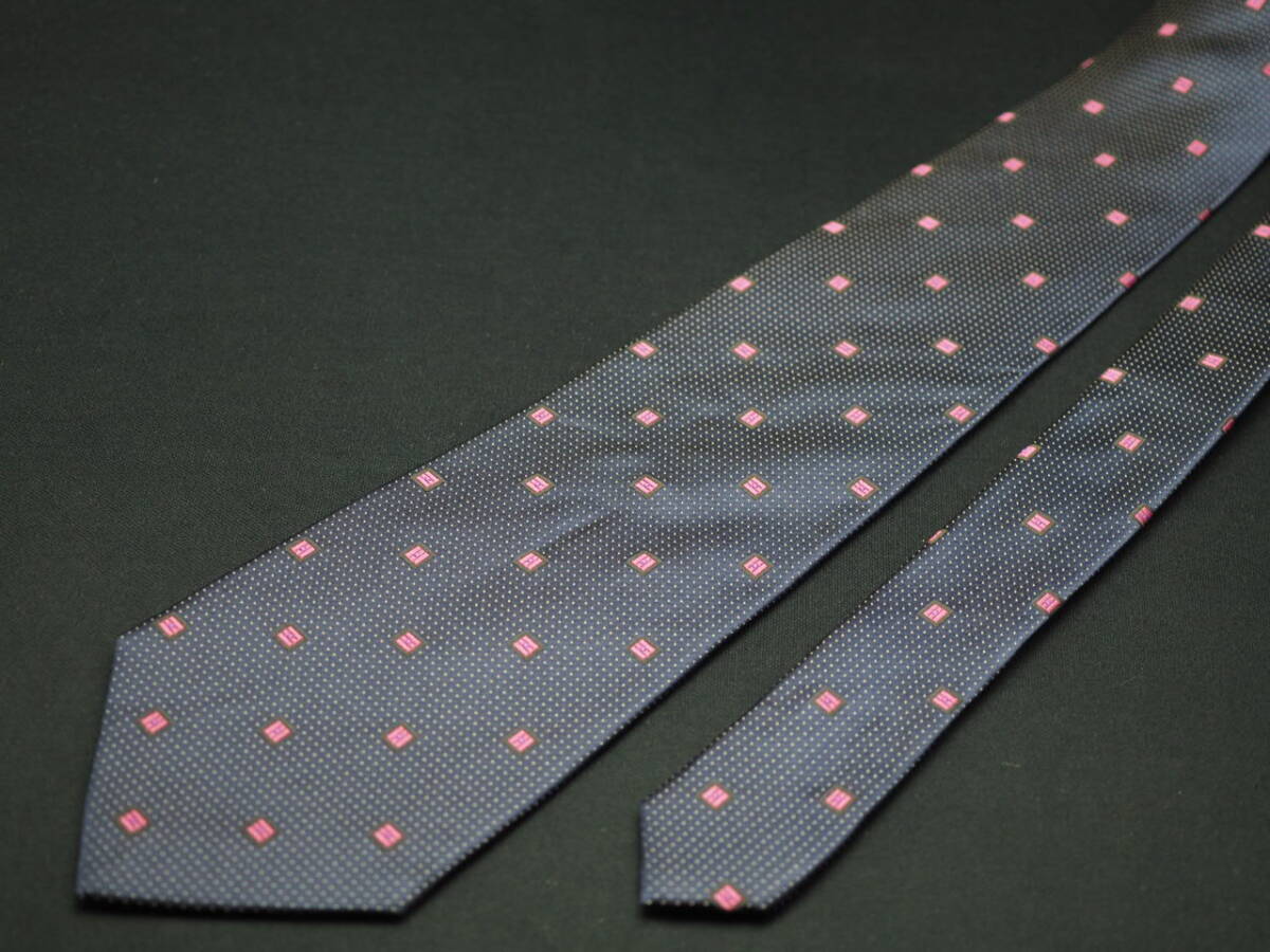 美品【Mila Schon ミラショーン】 G1823 ネイビー系 SILK ブランド ネクタイ 古着 良品 転売 仕入_画像3