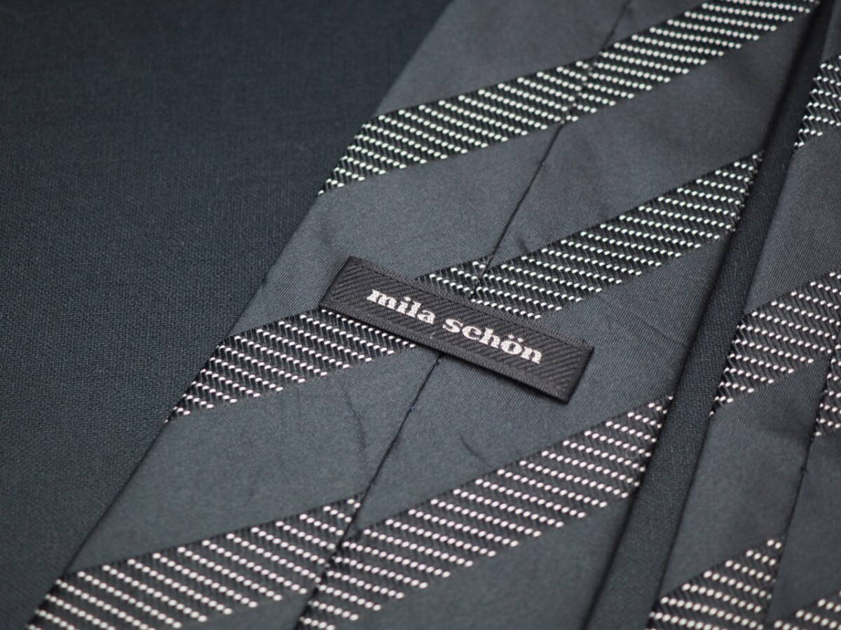 美品【Mila Schon ミラショーン】 G1841 ブラック系 SILK ブランド ネクタイ 古着 良品 転売 仕入_画像4