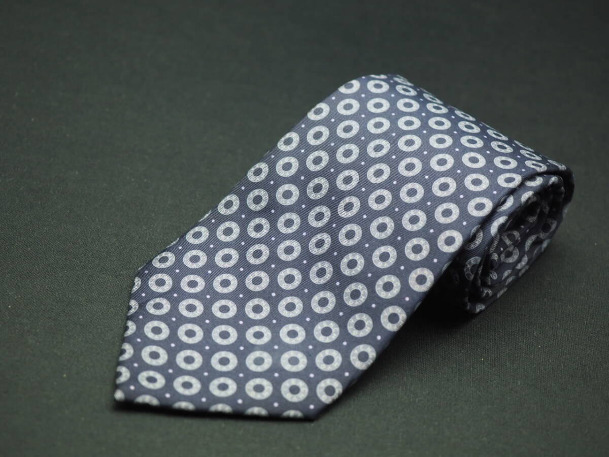 美品【GIVENCHY ジバンシイ】 G1866 ロゴ ネイビー系 SILK ブランド ネクタイ 古着 良品 転売 仕入_画像2