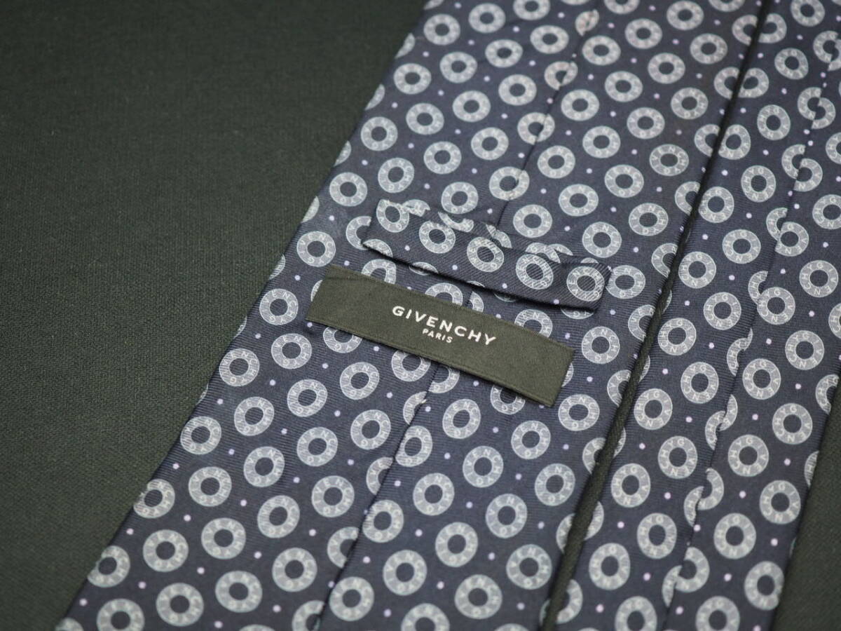 美品【GIVENCHY ジバンシイ】 G1866 ロゴ ネイビー系 SILK ブランド ネクタイ 古着 良品 転売 仕入_画像4