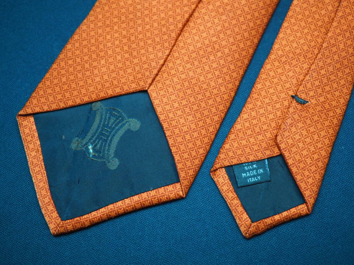 美品【CELINE セリーヌ】 G2076 ロゴ オレンジ系 SILK ブランド ネクタイ 古着 良品 転売 仕入_画像5