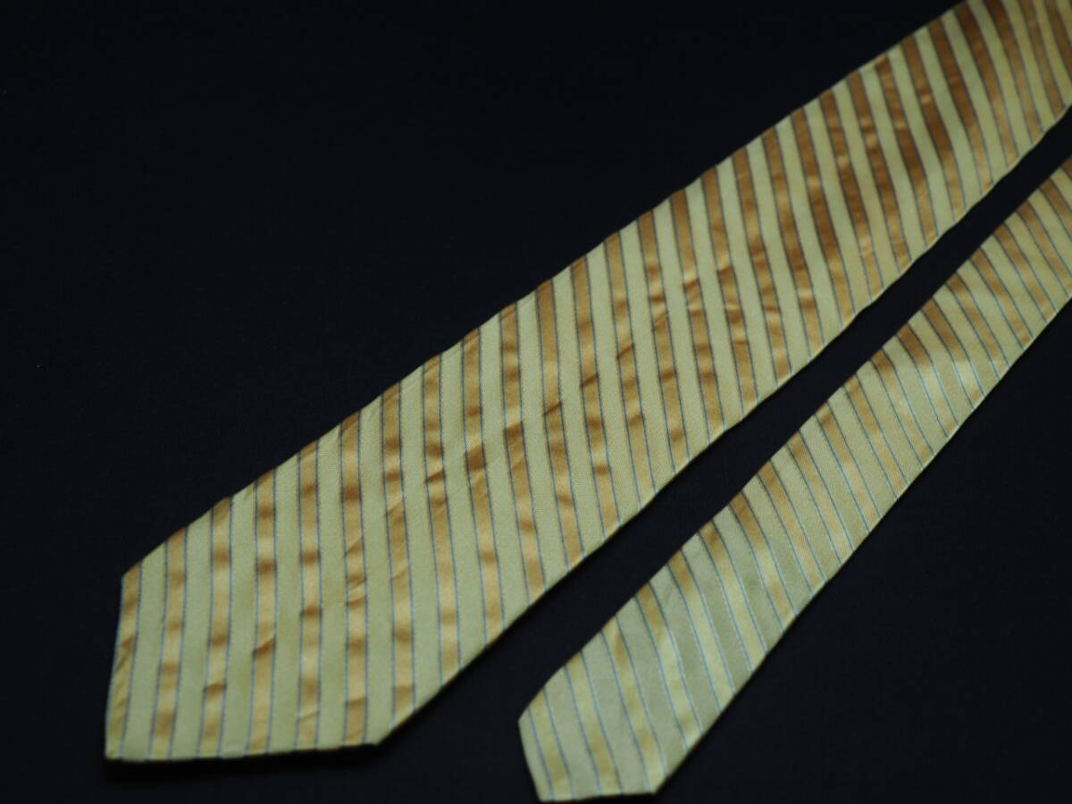 未使用品【BROOKS BROTHERS ブルックスブラザーズ】 G2087 黄ゴールド系 SILK ブランド ネクタイ 古着 良品 転売 仕入_画像3