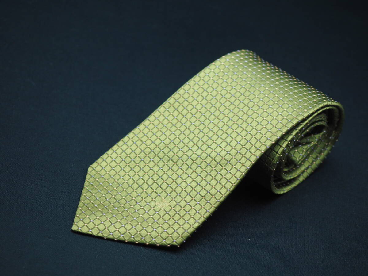 美品【CELINE セリーヌ】 G2170 オリーブ系 SILK ブランド ネクタイ 古着 良品 転売 仕入_画像2