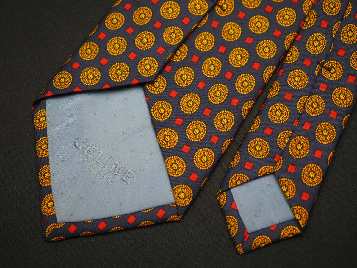 美品【CELINE セリーヌ】 G2176 SPAIN ネイビー黄系 SILK ブランド ネクタイ 古着 良品 転売 仕入_画像5