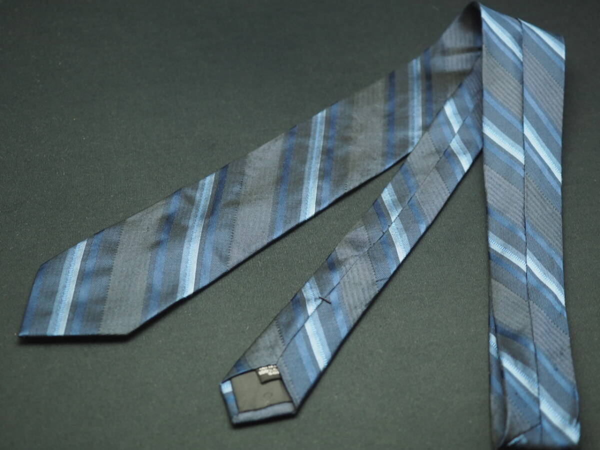 美品【Calvin Klein カルバンクライン】 G2270 ネイビー系 SILK ブランド ネクタイ 古着 良品 転売 仕入_画像6