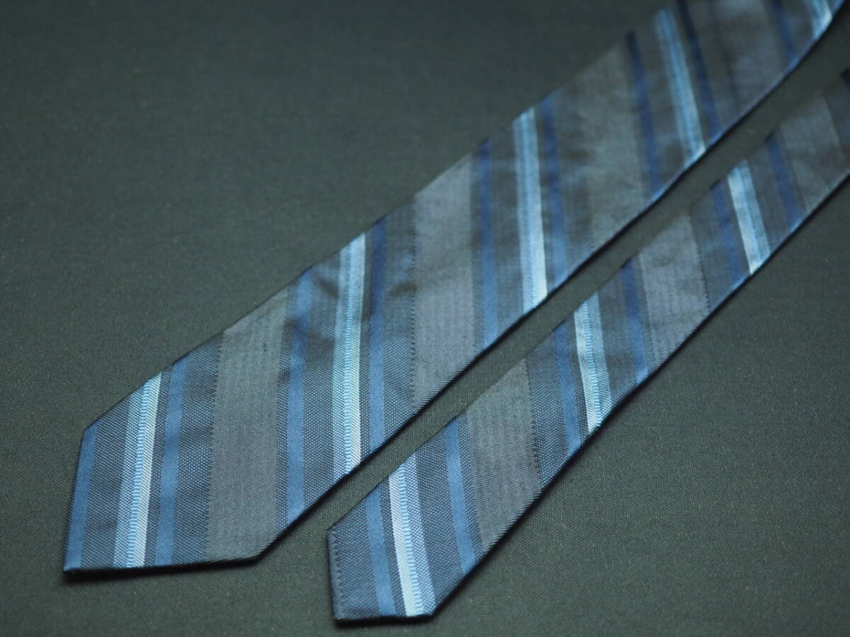 美品【Calvin Klein カルバンクライン】 G2270 ネイビー系 SILK ブランド ネクタイ 古着 良品 転売 仕入_画像3