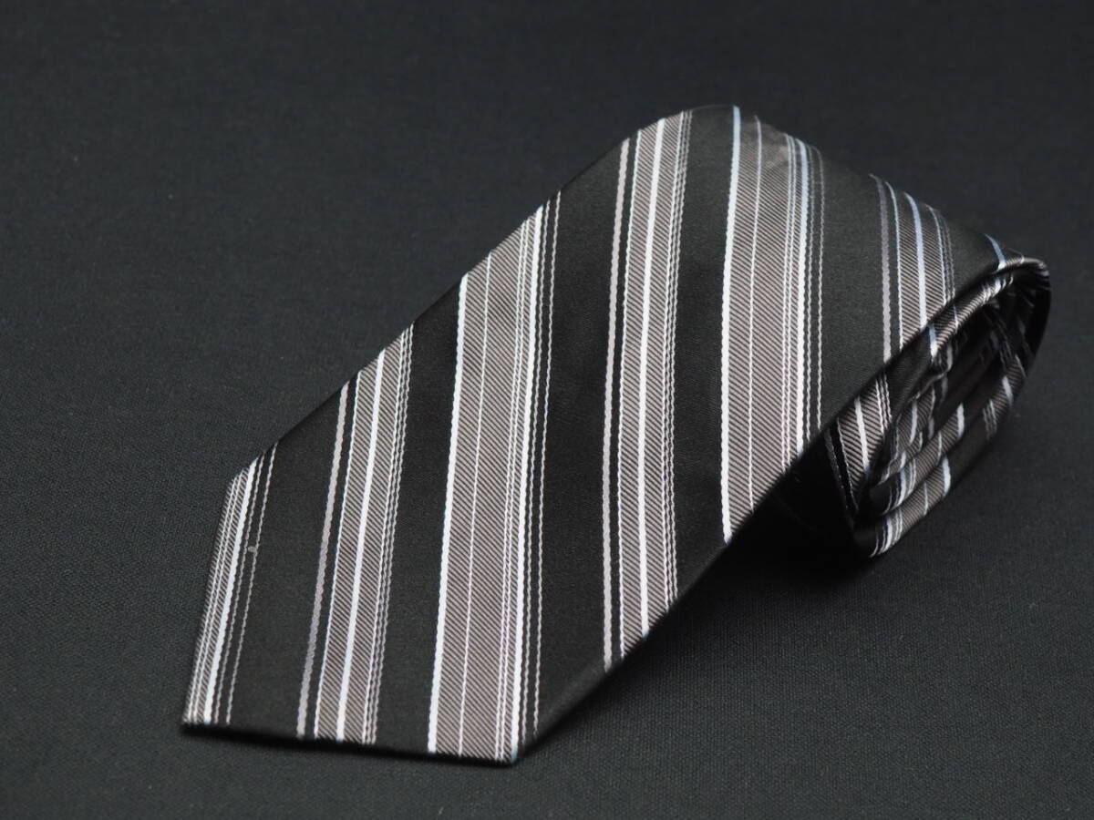美品【Calvin Klein カルバンクライン】 G2285 ブラック シルバーグレー SILK ブランド ネクタイ 古着 良品 転売 仕入_画像2