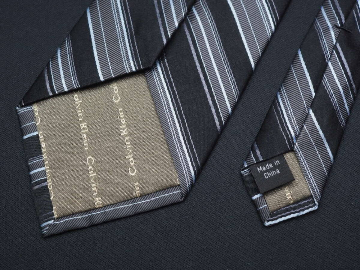 美品【Calvin Klein カルバンクライン】 G2285 ブラック シルバーグレー SILK ブランド ネクタイ 古着 良品 転売 仕入_画像5