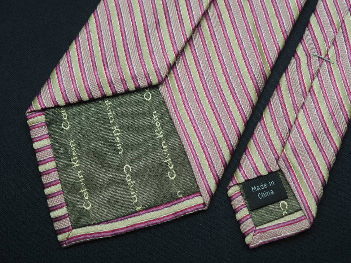 美品【Calvin Klein カルバンクライン】 G2289 ピンクベージュ系 SILK ブランド ネクタイ 古着 良品 転売 仕入_画像5