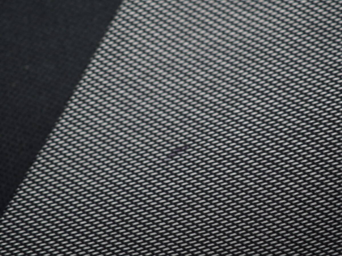 【Calvin Klein カルバンクライン】 G2314 細身 シルバー系 SILK ブランド ネクタイ 古着 良品 転売 仕入_画像4