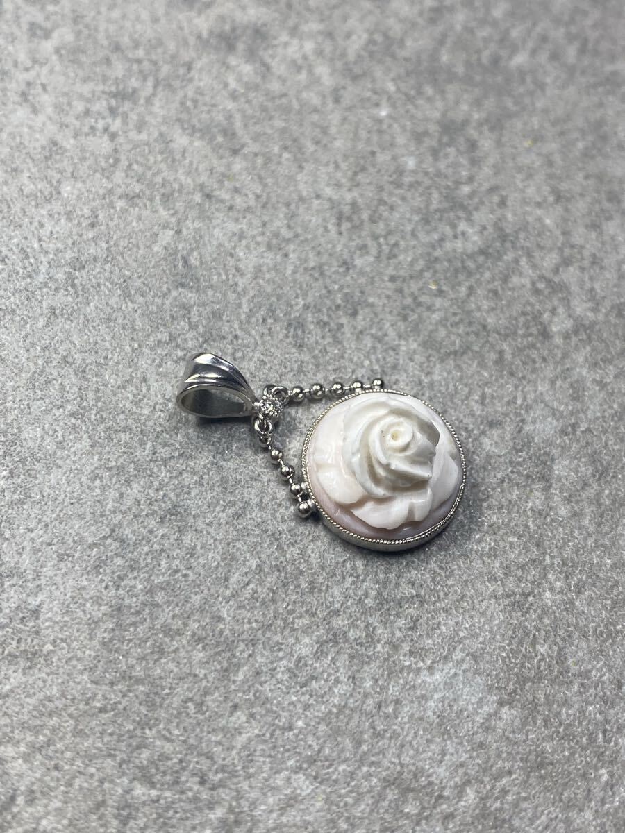 K18 WG ネックレストップ　バラモチーフ　ダイヤモンド0.02ct 現状品　試金石鑑定のみ 18金_画像2