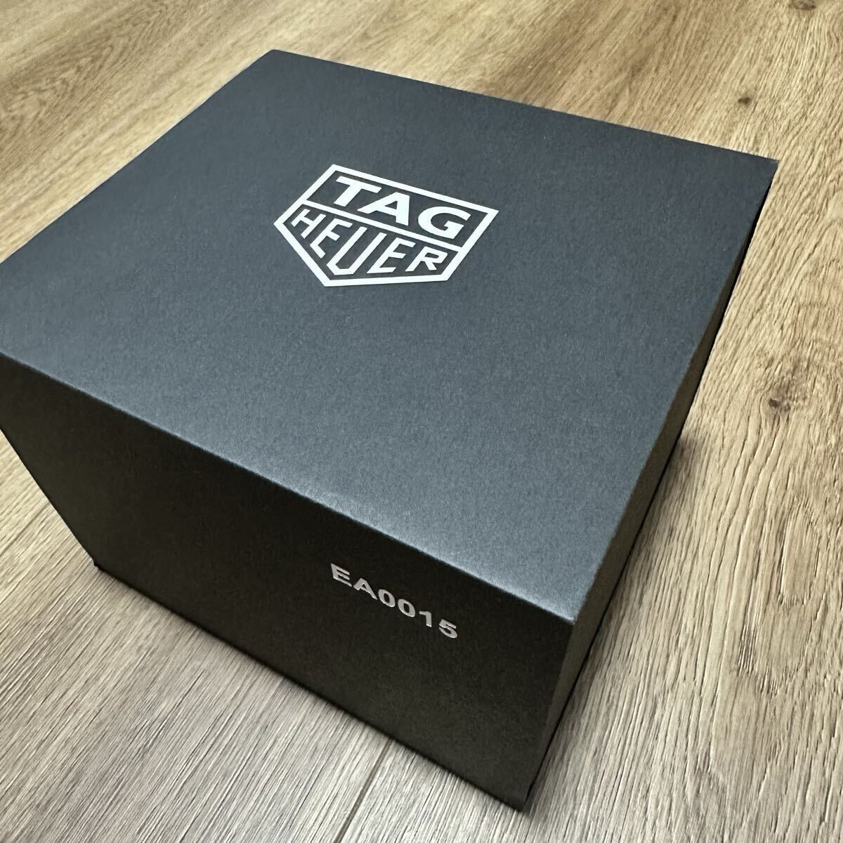 新品 TAG HEUER タグ・ホイヤー 純正 時計 ケース 取扱説明書 付 ボックス ウォッチケース 箱 BOX_画像9