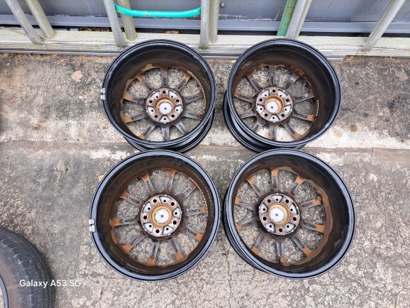 легкосплавные колесные диски *15 дюймовый *6JJ*ET50*5 дыра *PCD114.3