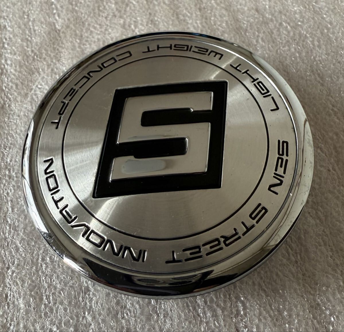 SEIN STREET INNOVATION LIGHT WEIGHT CONCEPT センターキャップ　中古品　4枚 _画像3