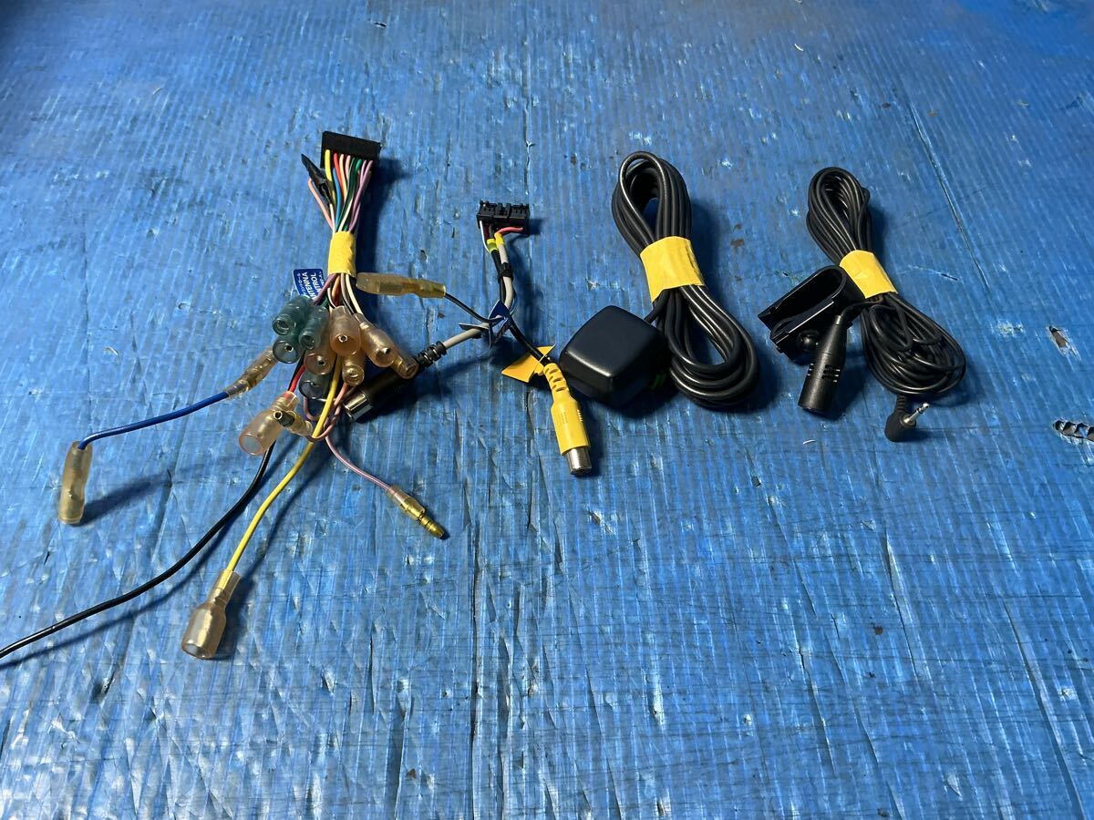 カロッツェリア　サイバーナビ　AVIC-ZH77　地図データ2012年版　フルセグ/CD/DVD/SD/USB/Bluetooth　動作確認OK　　　1121-5_画像10