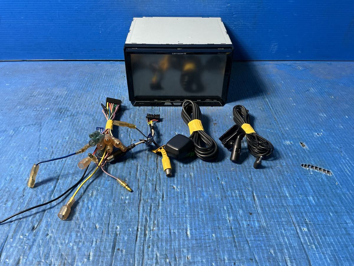 カロッツェリア　サイバーナビ　AVIC-ZH77　地図データ2012年版　フルセグ/CD/DVD/SD/USB/Bluetooth　動作確認OK　　　1121-5_画像2