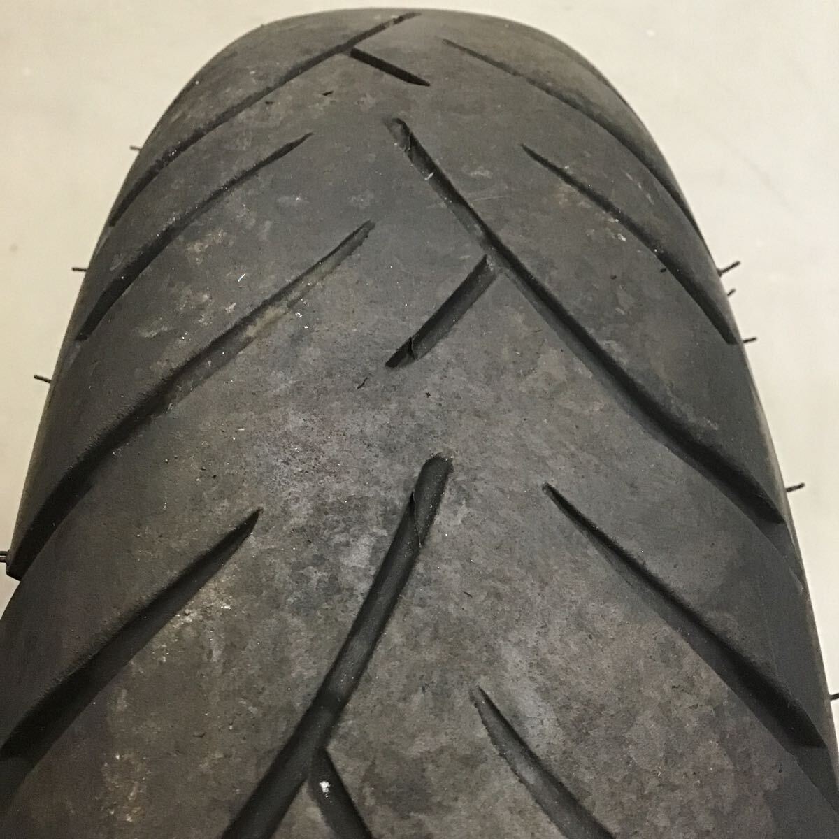 t0-3 ヤマハ マグザム SG17J フロントホイール タイヤ セット 純正部品 動作確認済み_画像7