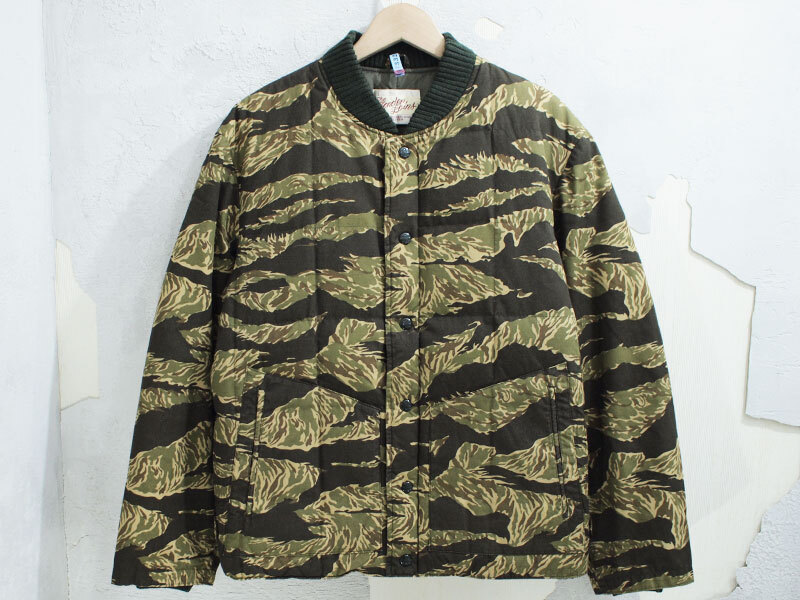希少 美品 直営店限定 TENDERLOIN DOWN JKT BB CAMO ダウン ジャケット バンブー カモ タイガー M テンダーロイン_画像1