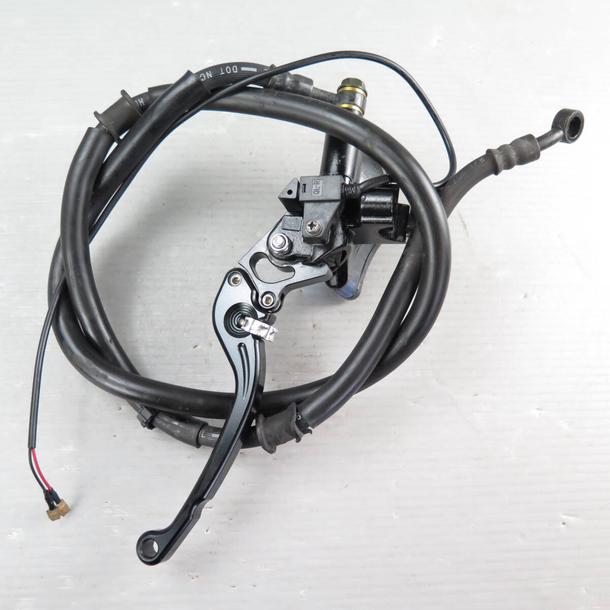 ■マグザム [SG17J] 社外RAYANA フロントブレーキマスターシリンダー ブレーキレバー 中古 ヤマハ 2007 SG21J MAXAM CP250 1B77 KR070421_画像6