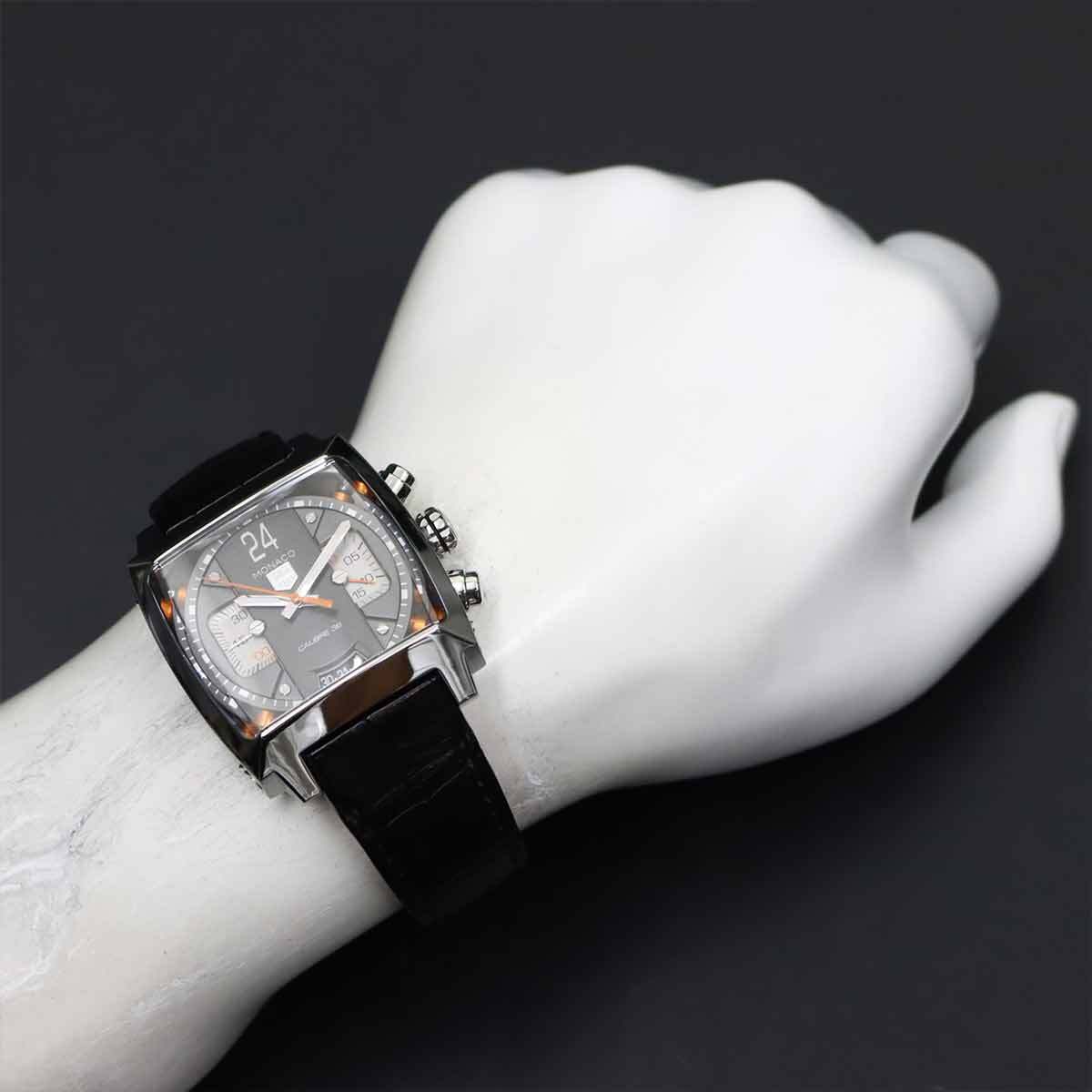 タグホイヤー TAG Heuer モナコ24 レーシング キャリバー36 クロノグラフ CAL5112 メンズ 腕時計 デイト グレー 自動巻き Monaco 90289331_画像4