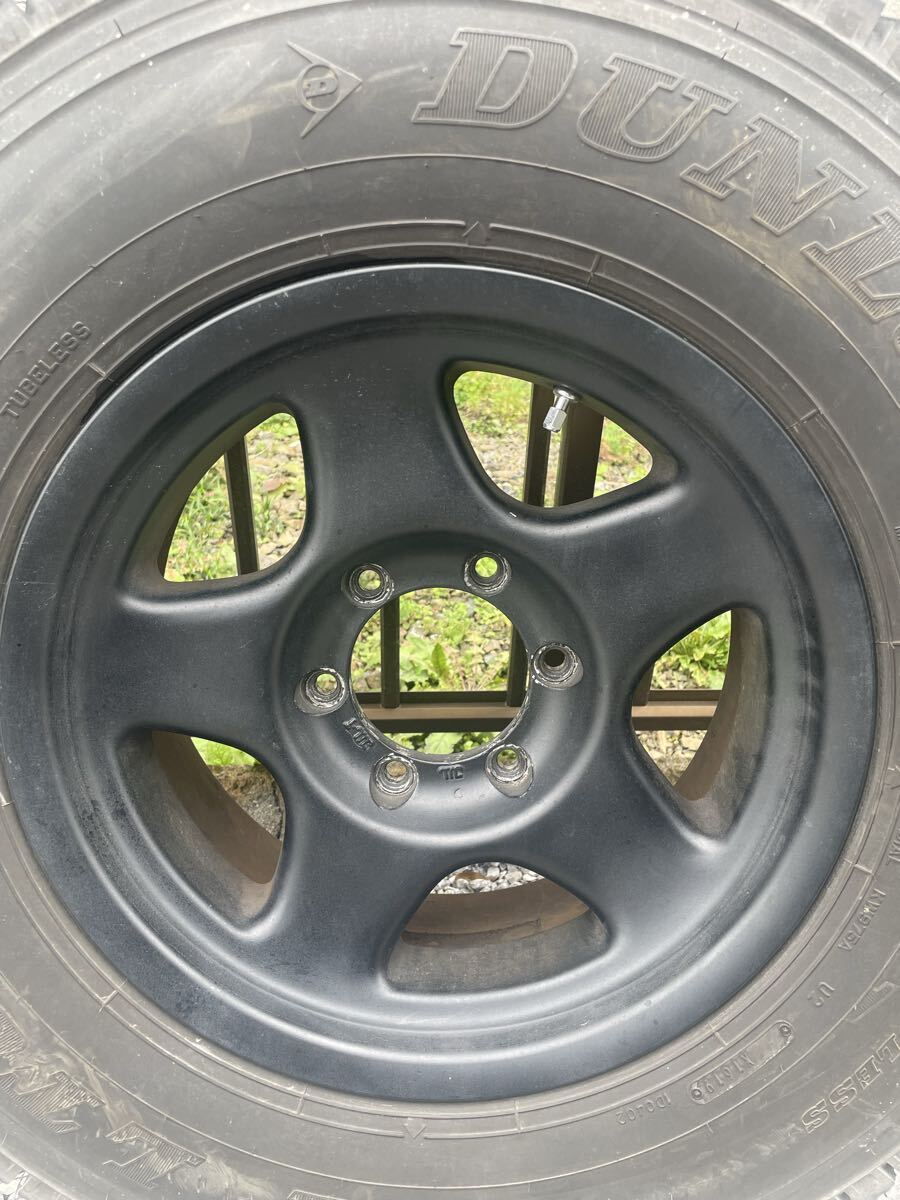 ブラッドレーv ランクル70 ナロー スタッドレスタイヤ_画像2