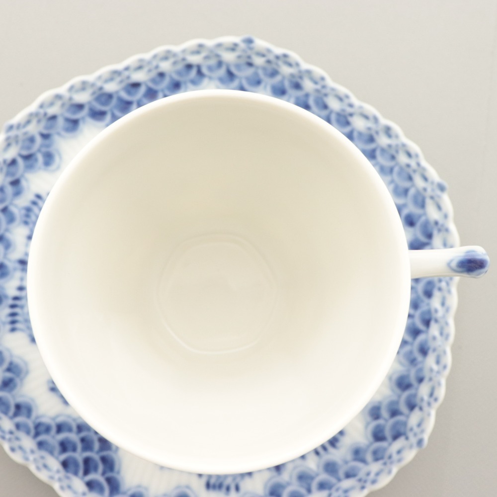 # Royal Copenhagen cup & блюдце 1 комплект 1/1036b крыша Roo tedo полный гонки чайная чашка маленькая тарелка общая длина 9.1cm 14.1cm белый голубой 