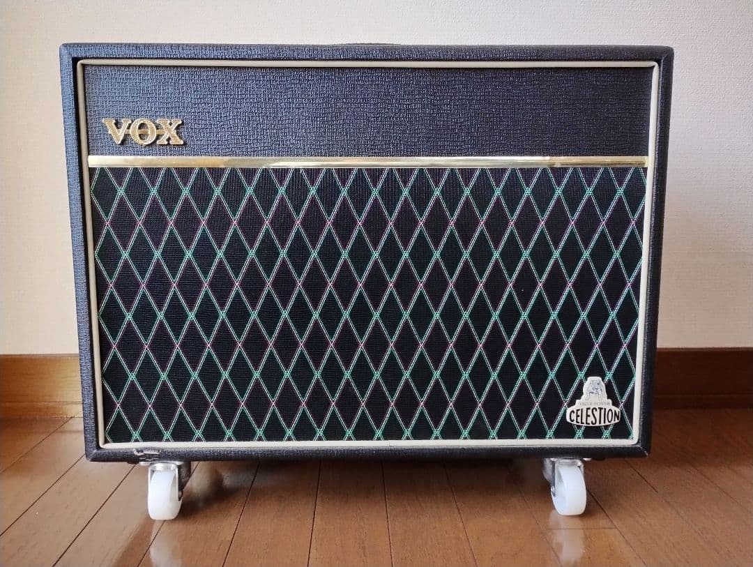 VOX Cambridge 30 Reverb V9310　ギターアンプ　セレッションスピーカー搭載_画像1