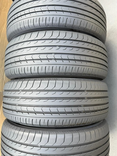 中古タイヤ4本セット 215/60/16 YOKOHAMA BLuEarth 非常に良い状態のタイヤ 2024年製 YOKOHAMA BLuEarth 非常に良い状態のタイヤ 2024年製_画像4
