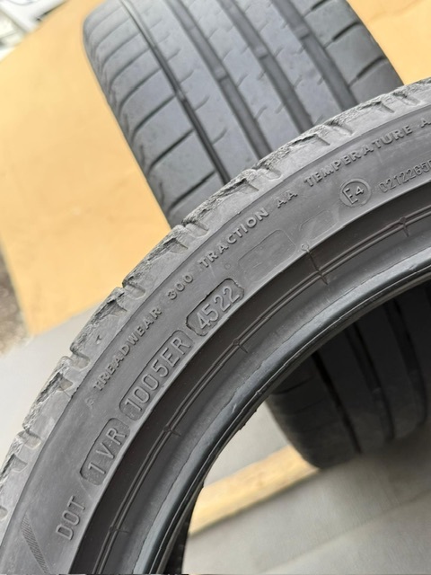 中古タイヤ2本セット 225/40/18 BRIDGESTONE POTENZA 2022年製 中古タイヤ2本セット 225/40/18 BRIDGESTONE POTENZA 2022年製_画像8