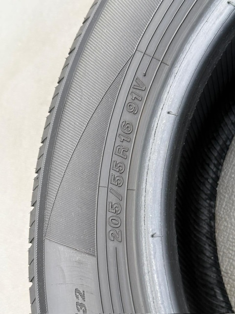 中古タイヤ4本セット 205/55/16 YOKOHAMA BLuEarth ほぼ新品のタイヤ 2024年製 YOKOHAMA BLuEarth ほぼ新品のタイヤ 2024年製_画像9