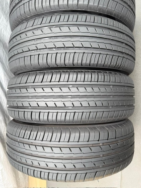 中古タイヤ4本セット 205/55/16 YOKOHAMA BLuEarth ほぼ新品のタイヤ 2024年製 YOKOHAMA BLuEarth ほぼ新品のタイヤ 2024年製_画像10
