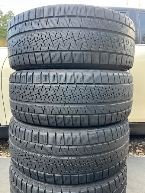 中古タイヤ 225/45/18 スタッドレス 4本セット良好な状態のタイヤ 225/45/18 スタッドレス 4本セット良好な状態のタイヤ 2021年製_画像5