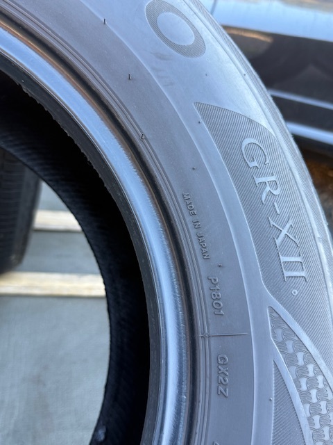 中古タイヤ2本セット 225/60/16 レグノ(ブリヂストン)良好な状態のタイヤ225/60/16 レグノ(ブリヂストン)良好な状態のタイヤ 2023年製_画像8